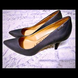 Calvin Klein Navy dress heels